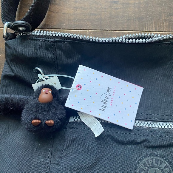 Kipling Bethle Black crossbody shoulder bag - Picture 12 of 13